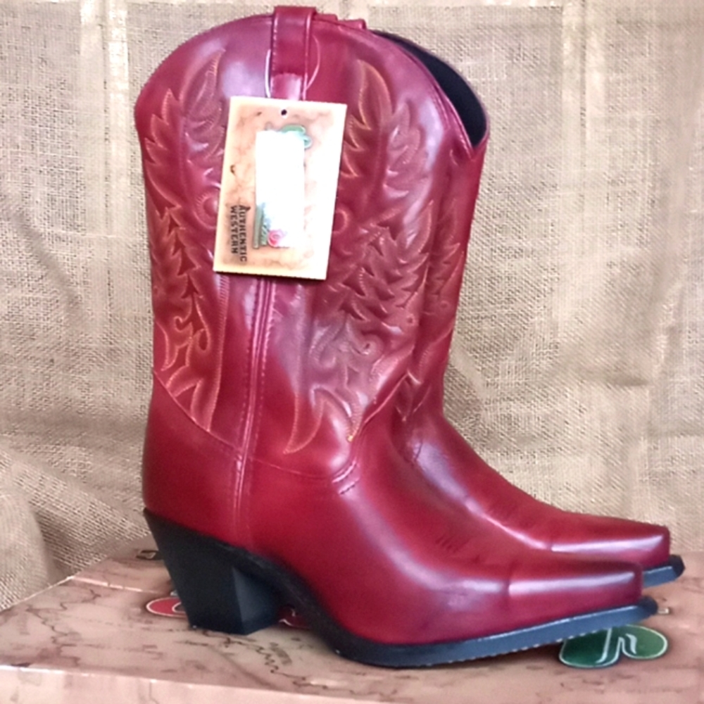 Laredo Women's Madison Snip Toe Boot